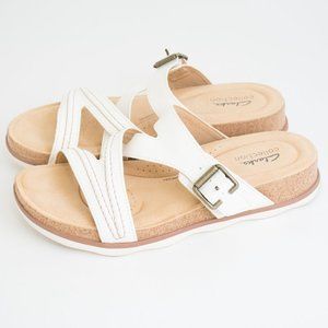 Clarks Women's Brynn Hope Flat Sandal White Sz 9
